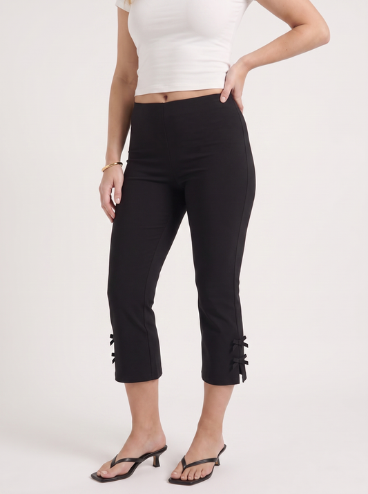 Jill Bow Detail Capri Pants