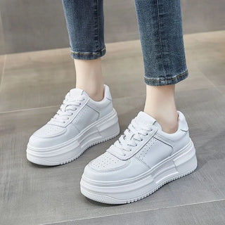 Zephanie - All white casual sneakers - Platform style