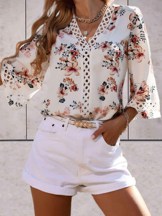 Noelle - Floral Top - V-neck Swing Sleeves