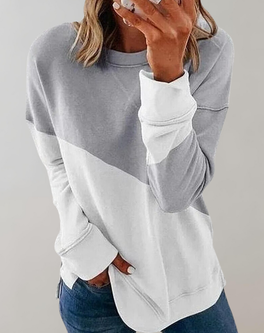 Leocadia Classic Crew Neck Sweatshirt