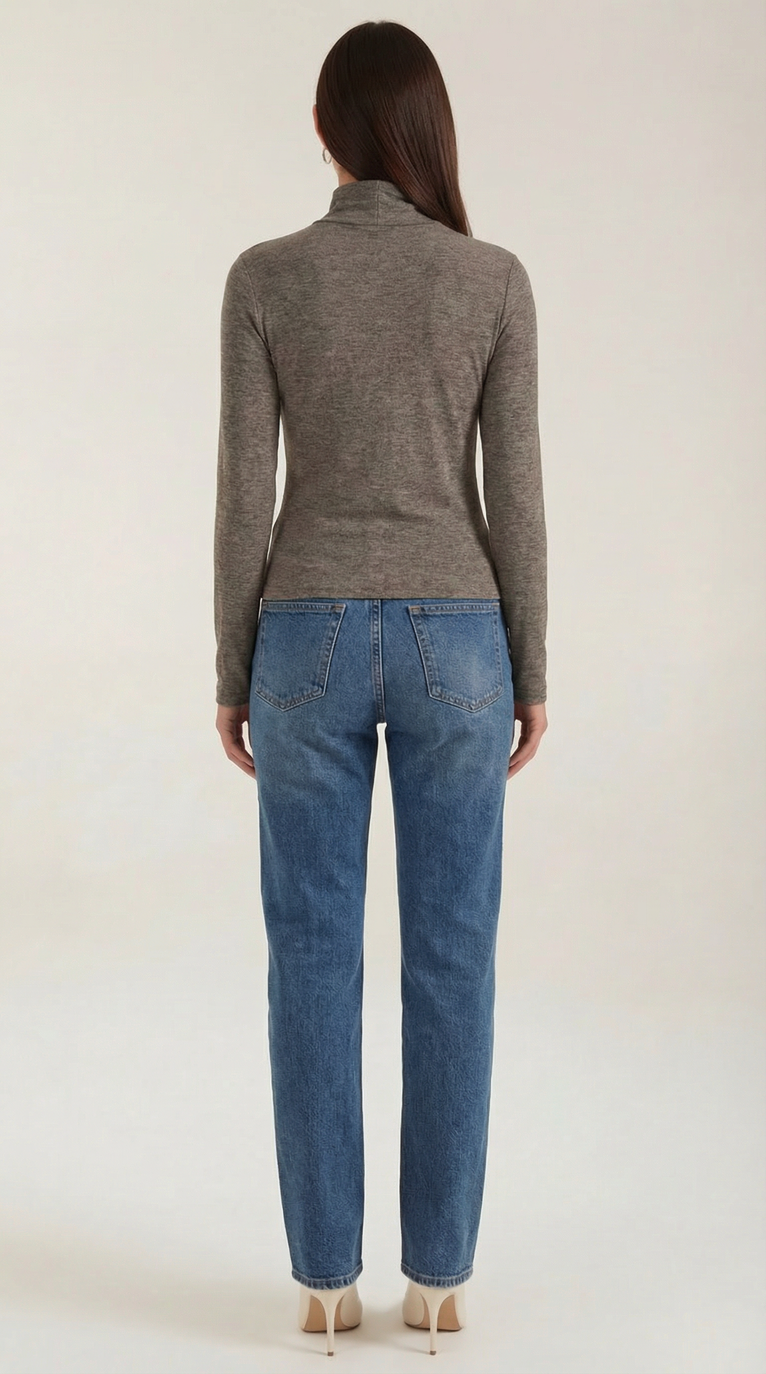 Barbara Chic Cutout Long-Sleeve Knit Top