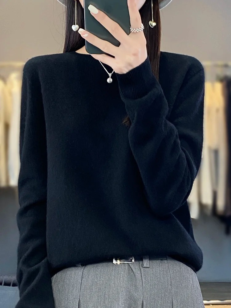 Ilka Classic Crew Neck Knit Sweater