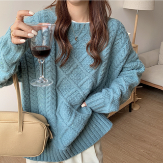 Magnolia - Chunky knit jumper - Cable knit pattern