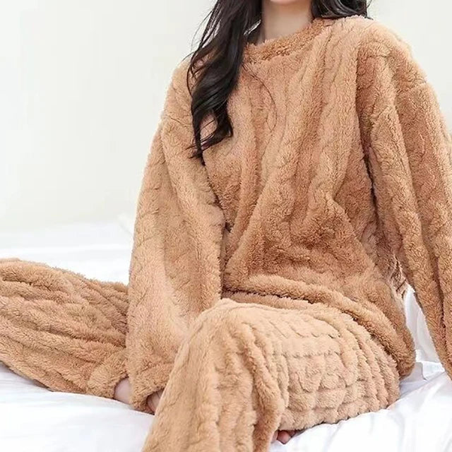 Liesbeth Winter Flannel Pajama Set