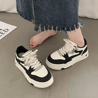 Myka - Trendy casual sneakers - Platform style