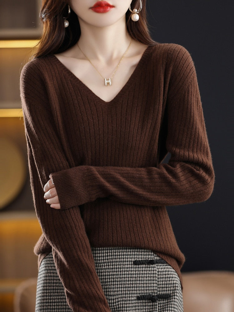 Jolien V Neck Patterned Knit Sweater