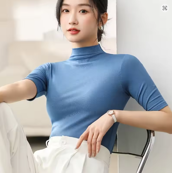 Raffaella Ultralight Seamless Turtleneck Sweater