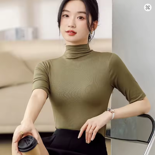 Raffaella Ultralight Seamless Turtleneck Sweater