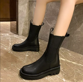 Wylla - Platform Chelsea boots - Elasticated detail