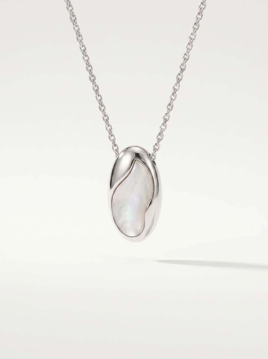 Antonia Mother of Pearl Pendant Necklace