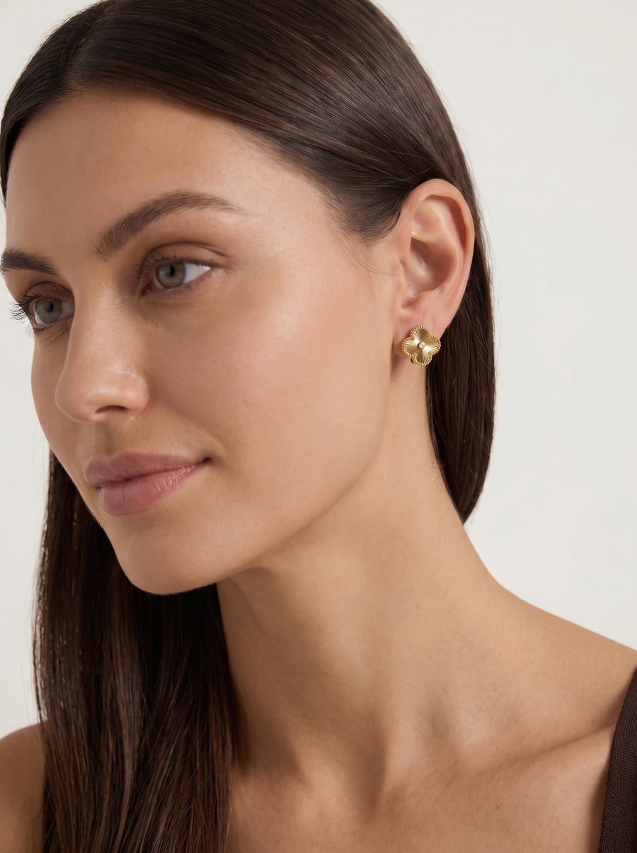Leonore Beaded Edge Clover Earrings