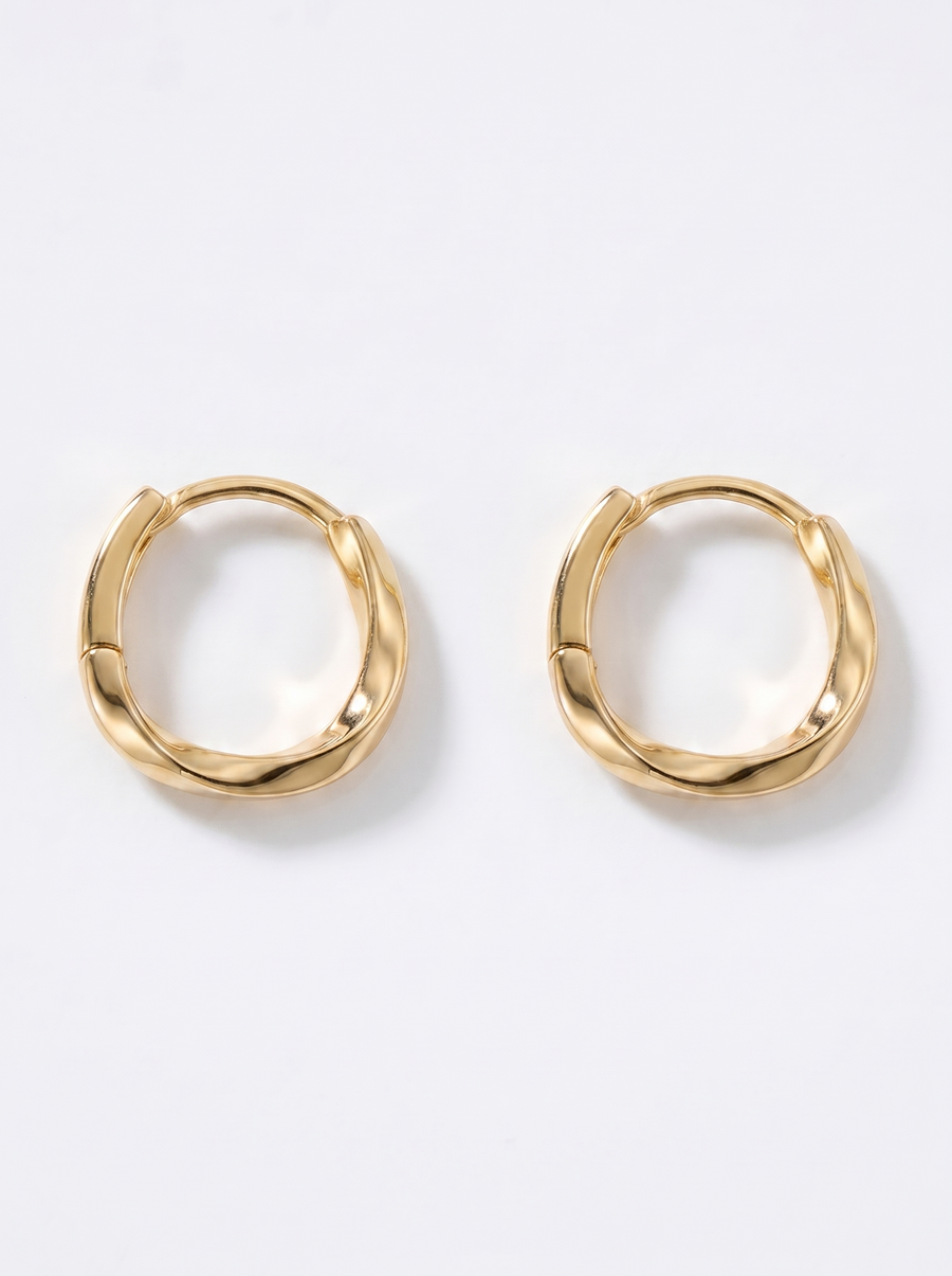 Floriane Wave Huggie Hoop Earrings