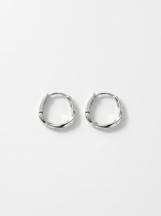 Floriane Wave Huggie Hoop Earrings