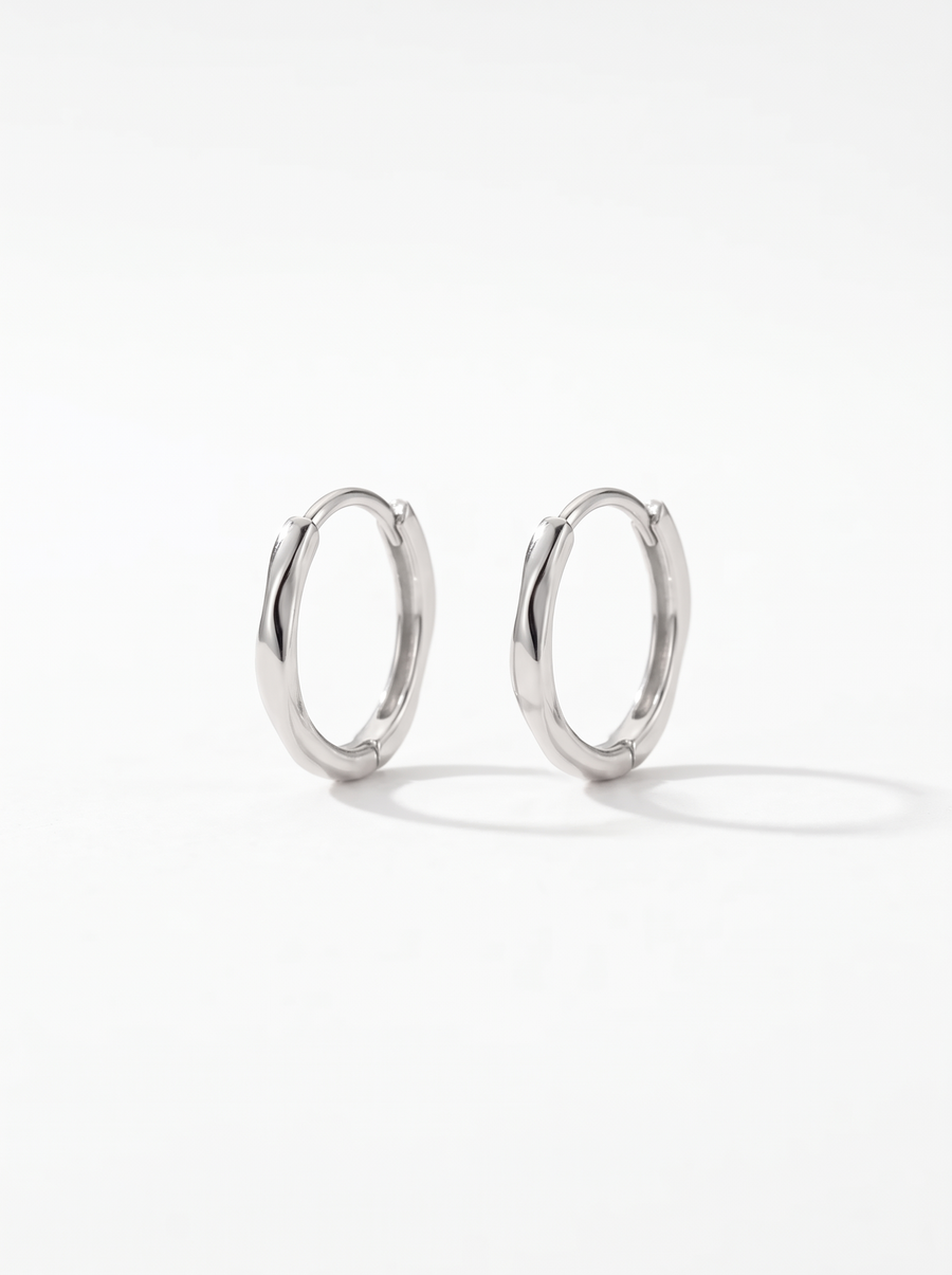 Floriane Wave Huggie Hoop Earrings