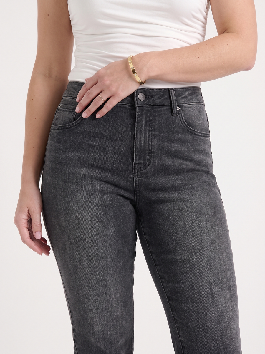 Krystal Slim Fit Capri Jeans