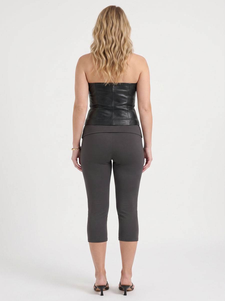 Chrissy Button Detail Capri Pants