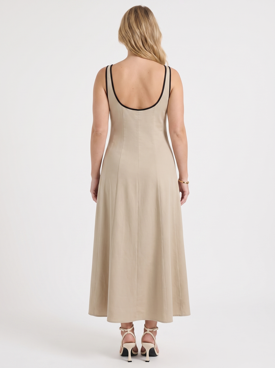 Gella Contrast Piping Square Neck Maxi Dress