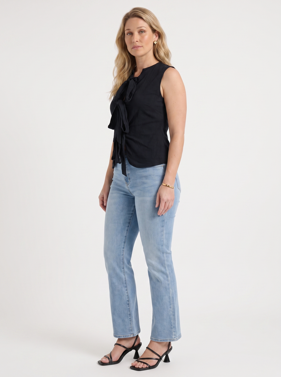 Sky Triple Bow Front Top
