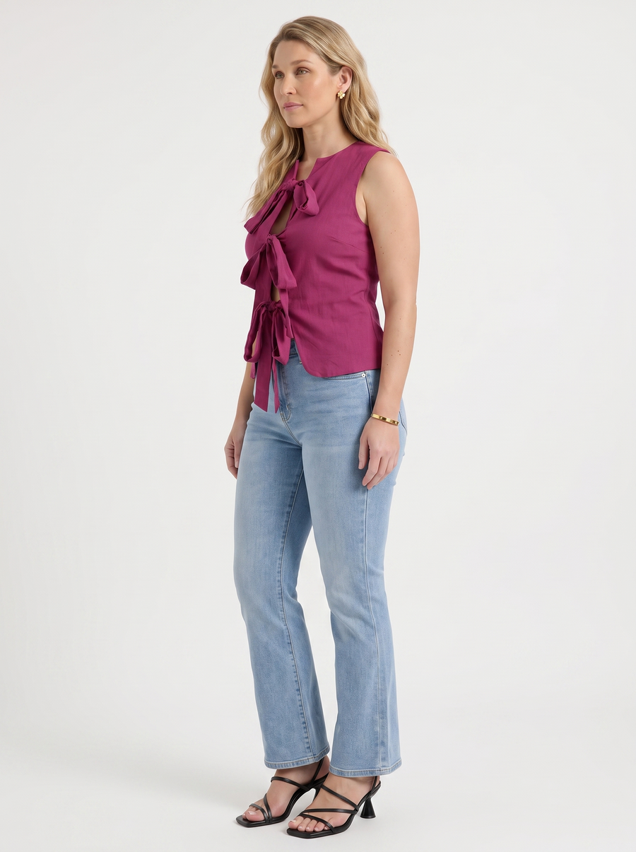 Sky Triple Bow Front Top
