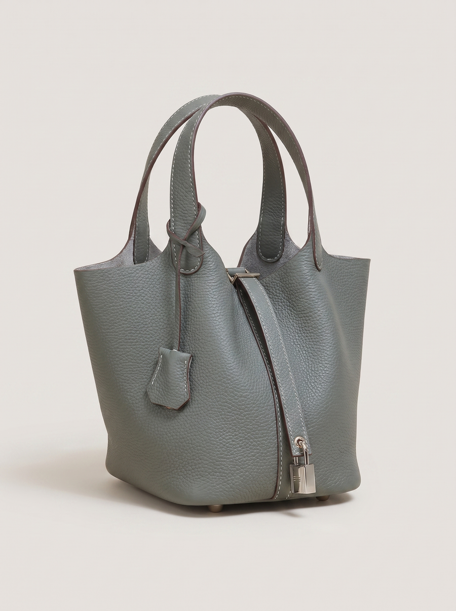Kate Lock Bucket Bag mit Schlossverschluss Steingrau