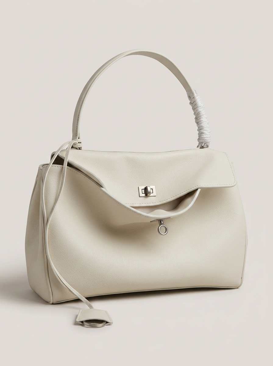 Libby Strukturierte Leder-Handtasche Creme