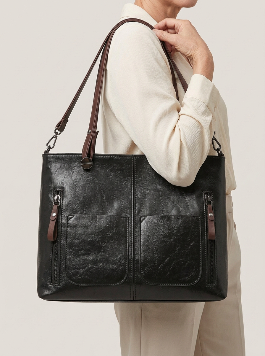 Eline Ledertasche Schwarz am Modell