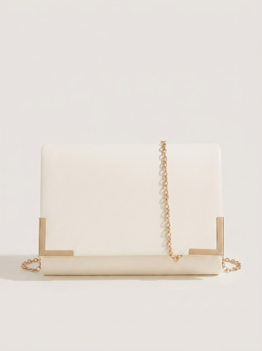 Envelope Clutch mit Kettenriemen - Weiss - Front