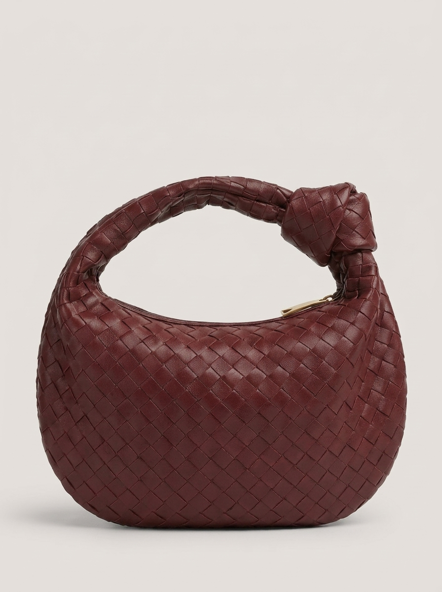 Geflochtener Hobo Bag mit Knotenhenkel - Bordeaux - Front