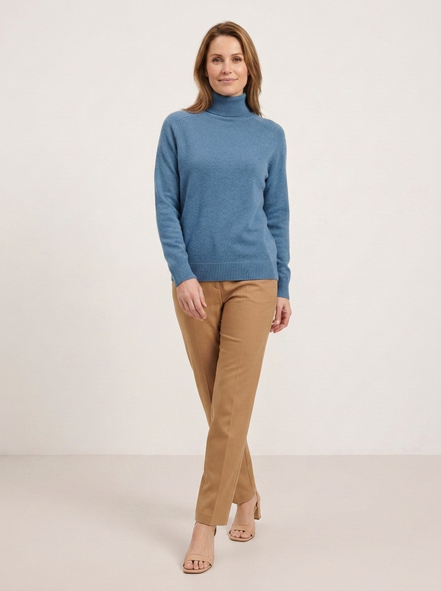 Camilla Rollkragenpullover - Blau - Vorderansicht