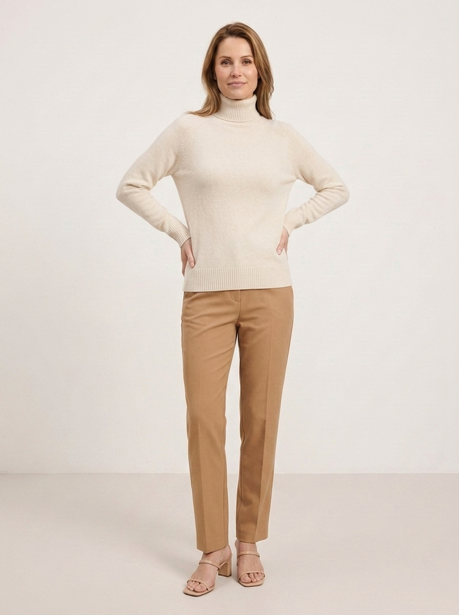 Camilla Rollkragenpullover - Beige - Vorderansicht