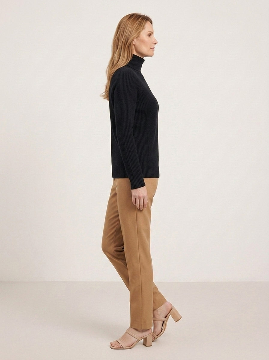 Camilla Rollkragenpullover - Schwarz - Seitenansicht