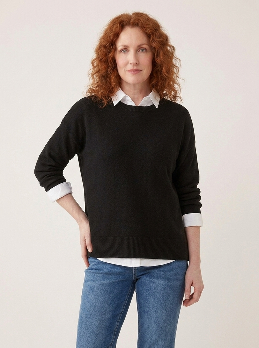 Mille Weicher Strickpullover - Schwarz - Dreiviertelaufnahme