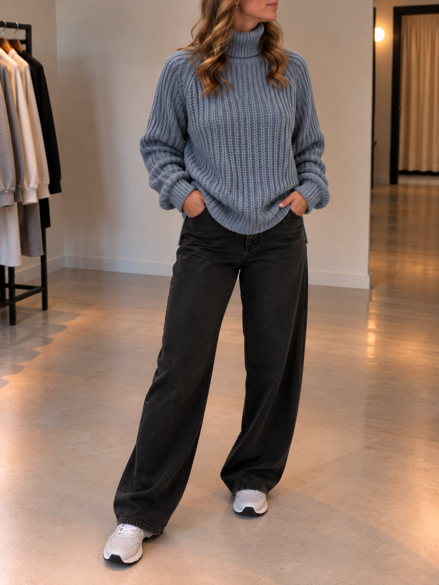 Silja Oversized Ribbed Turtleneck Sweater