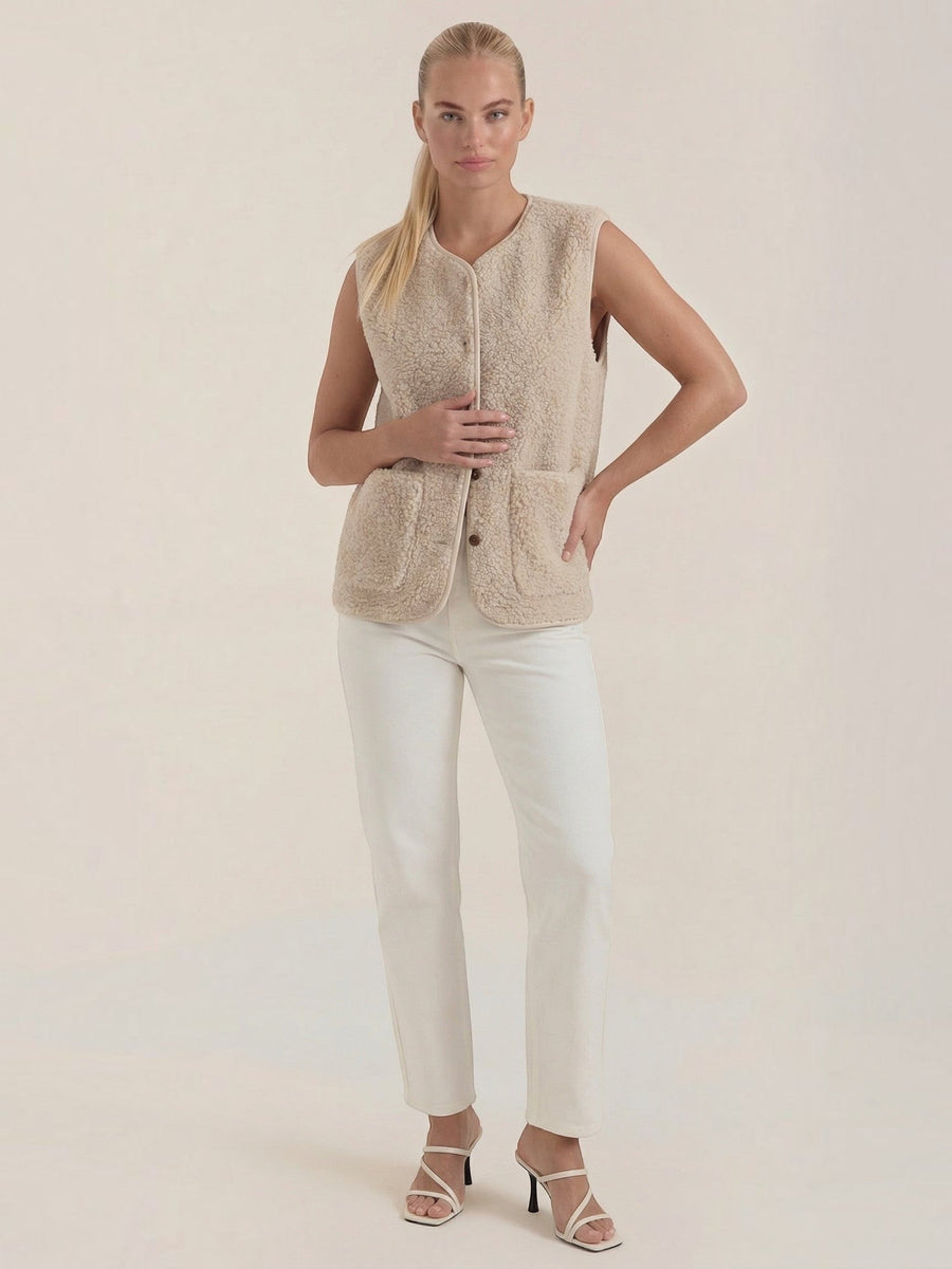 Myra Teddy Fleece Vest