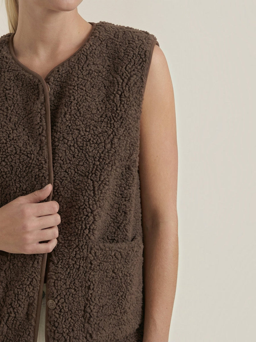 Myra Teddy Fleece Vest