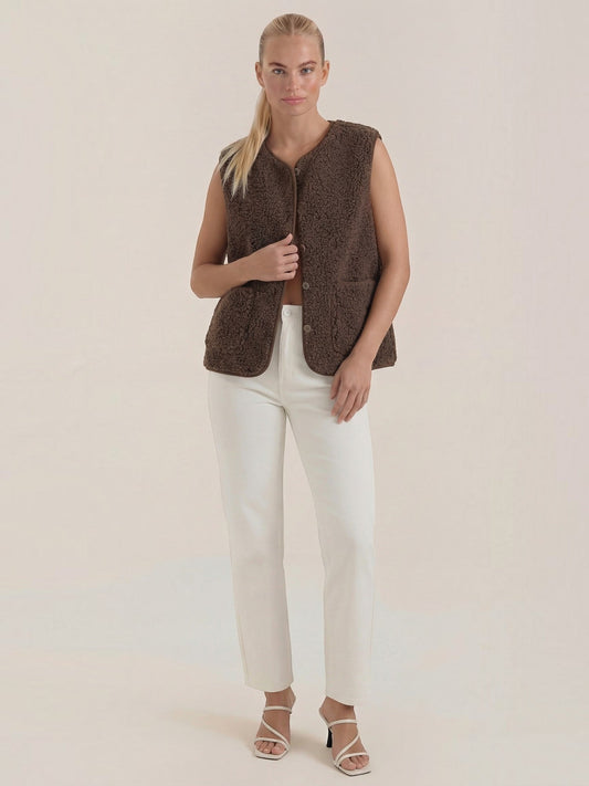 Myra Teddy Fleece Vest