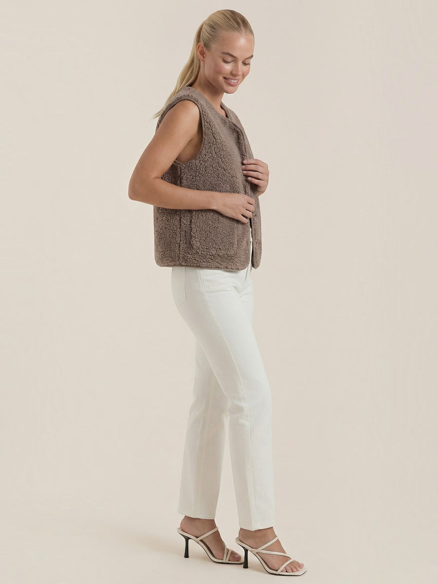 Myra Teddy Fleece Vest