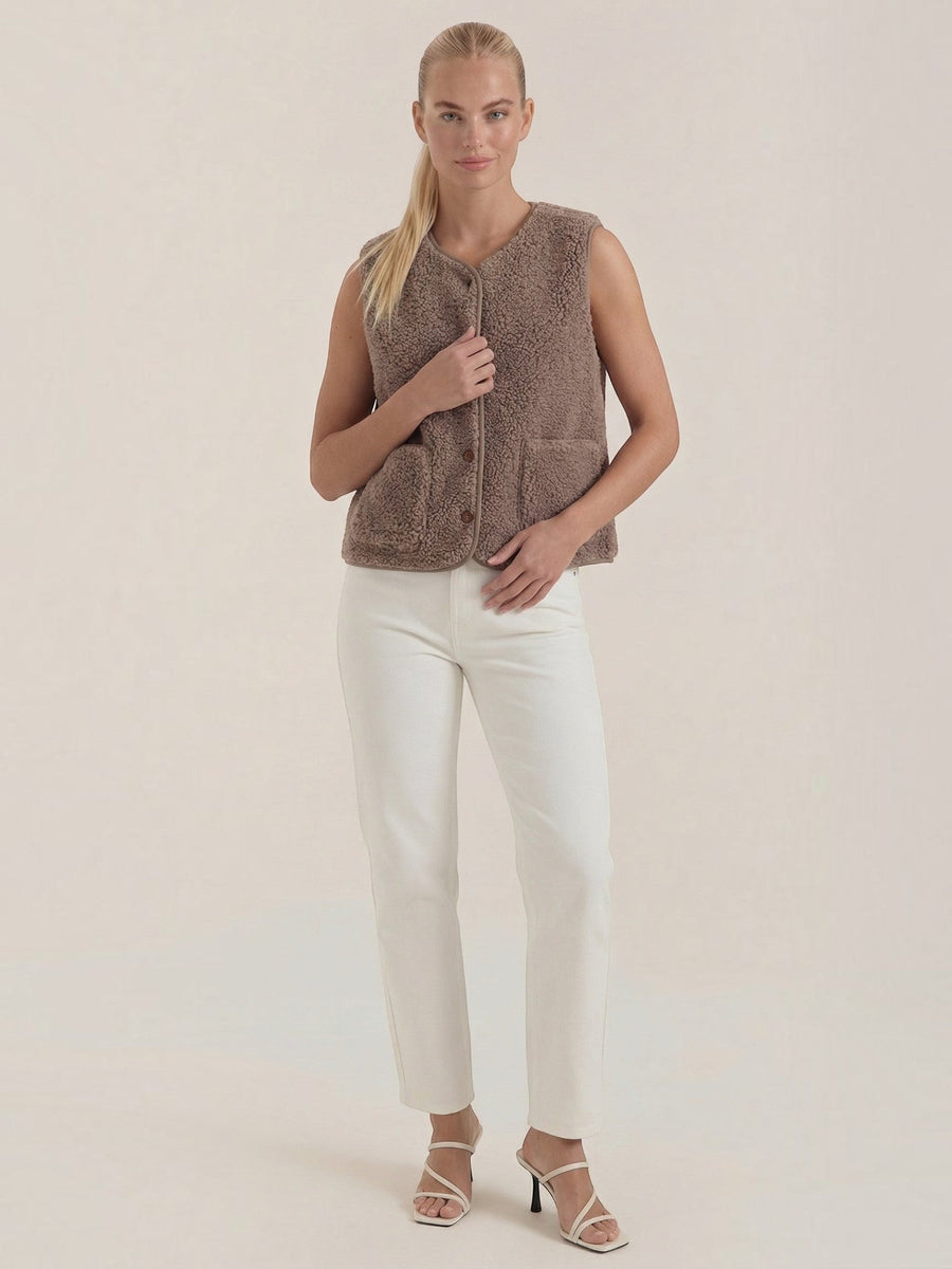 Myra Teddy Fleece Vest
